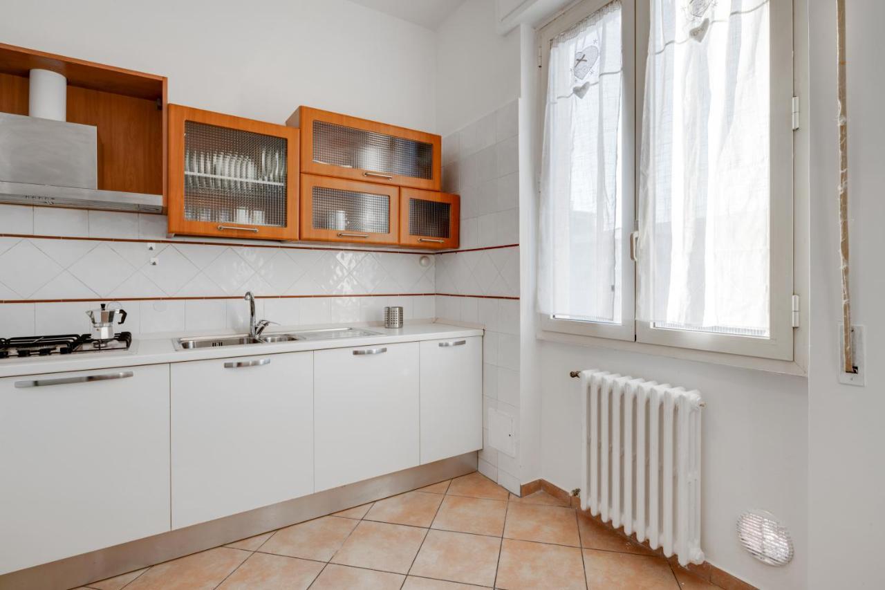 Lulli Cozy Apartment With Balcony Florence Exterior photo